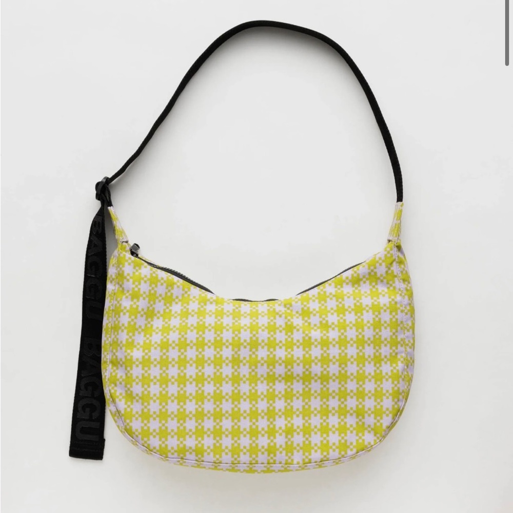 BAGGU Medium Nylon Crescent Bag